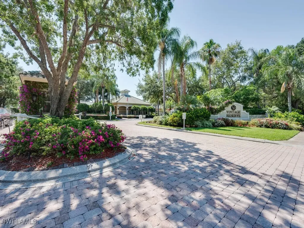 650 Vintage Reserve Circle Naples FL 34119