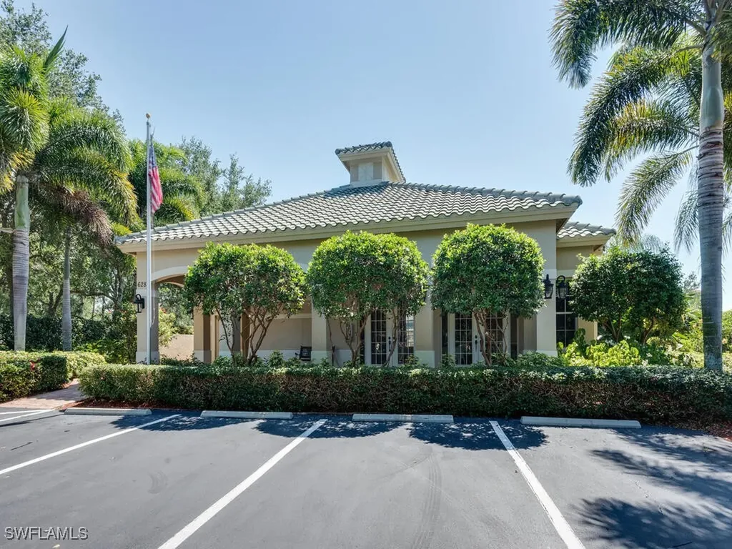 650 Vintage Reserve Circle Naples FL 34119