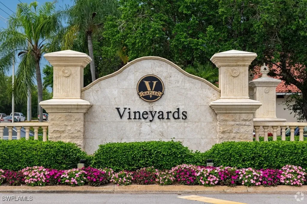650 Vintage Reserve Circle Naples FL 34119