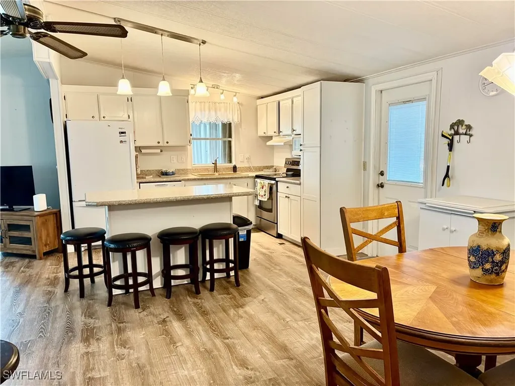 3121 Running Deer Drive North Fort Myers FL 33917