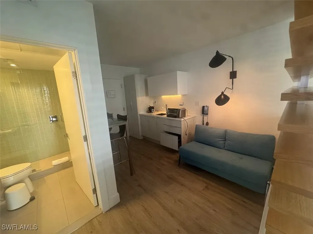 6080 Collins Avenue Miami Beach FL 33140