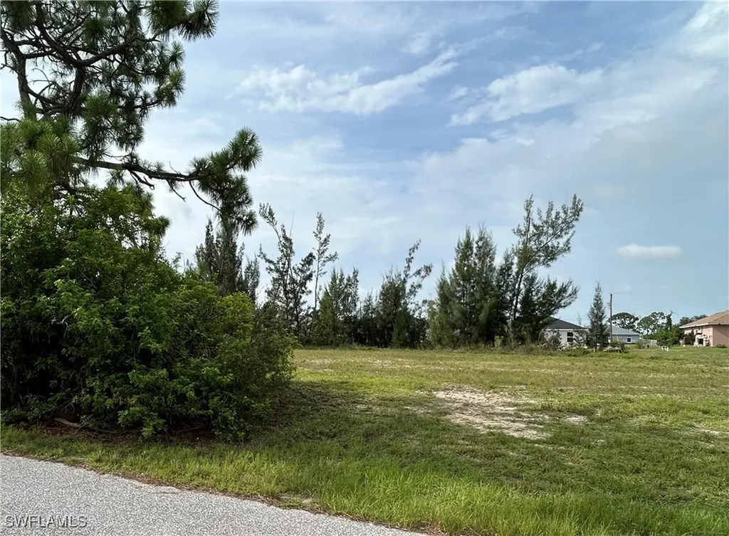 1806 NW 14th Street Cape Coral FL 33993