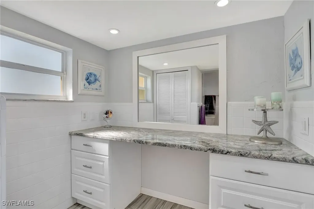 250 Bangsberg Road SE Port Charlotte FL 33952