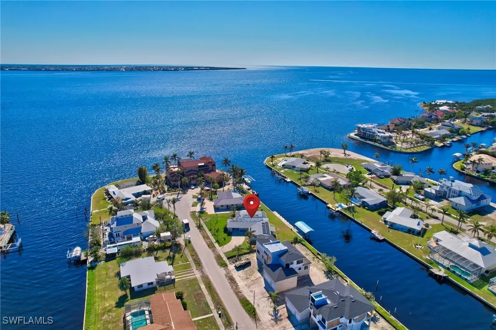 250 Bangsberg Road SE Port Charlotte FL 33952