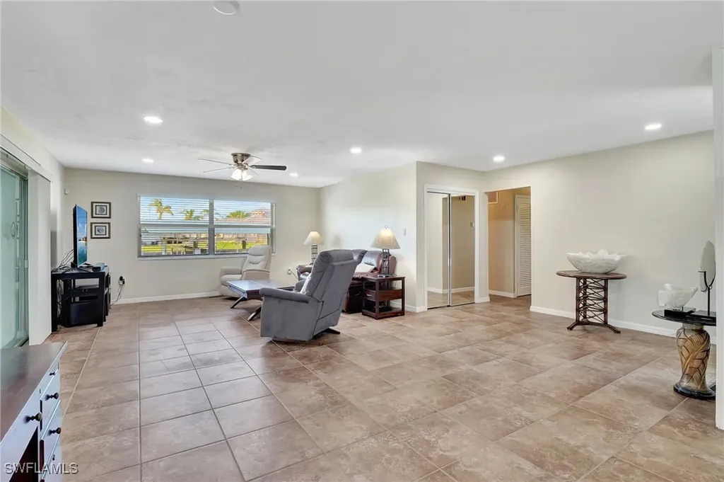 250 Bangsberg Road SE Port Charlotte FL 33952