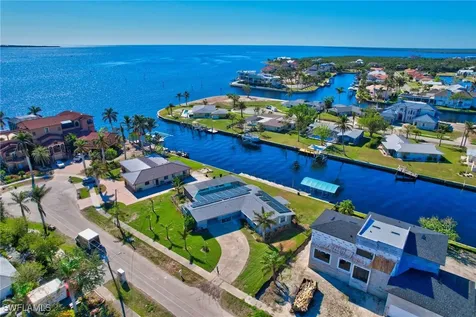 250 Bangsberg Road SE Port Charlotte FL 33952
