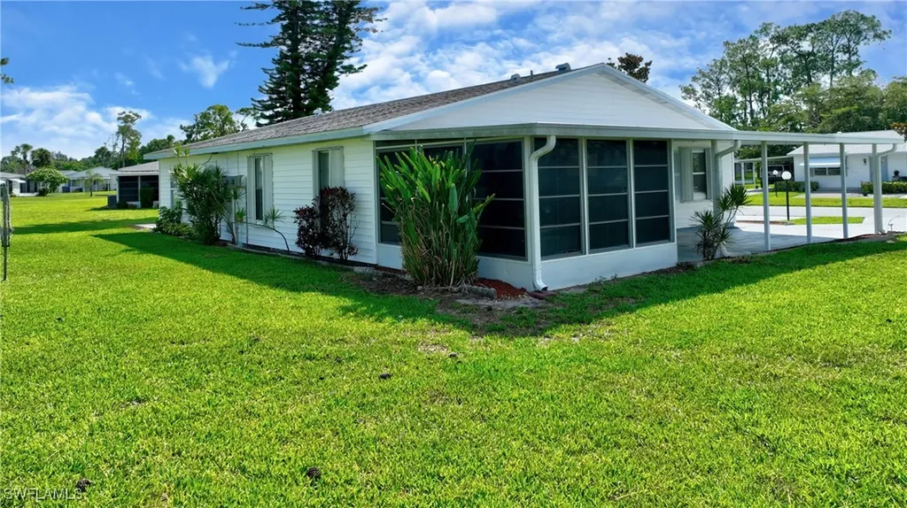 26 Pinewood Boulevard Lehigh Acres FL 33936