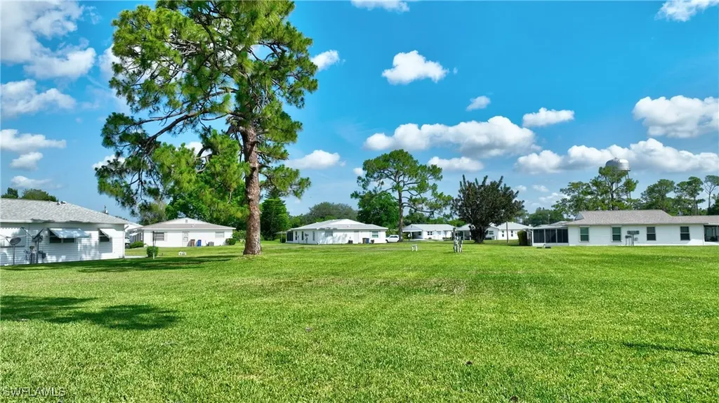 26 Pinewood Boulevard Lehigh Acres FL 33936