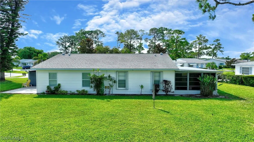 26 Pinewood Boulevard Lehigh Acres FL 33936
