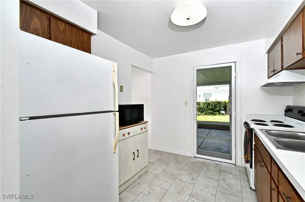 26 Pinewood Boulevard Lehigh Acres FL 33936