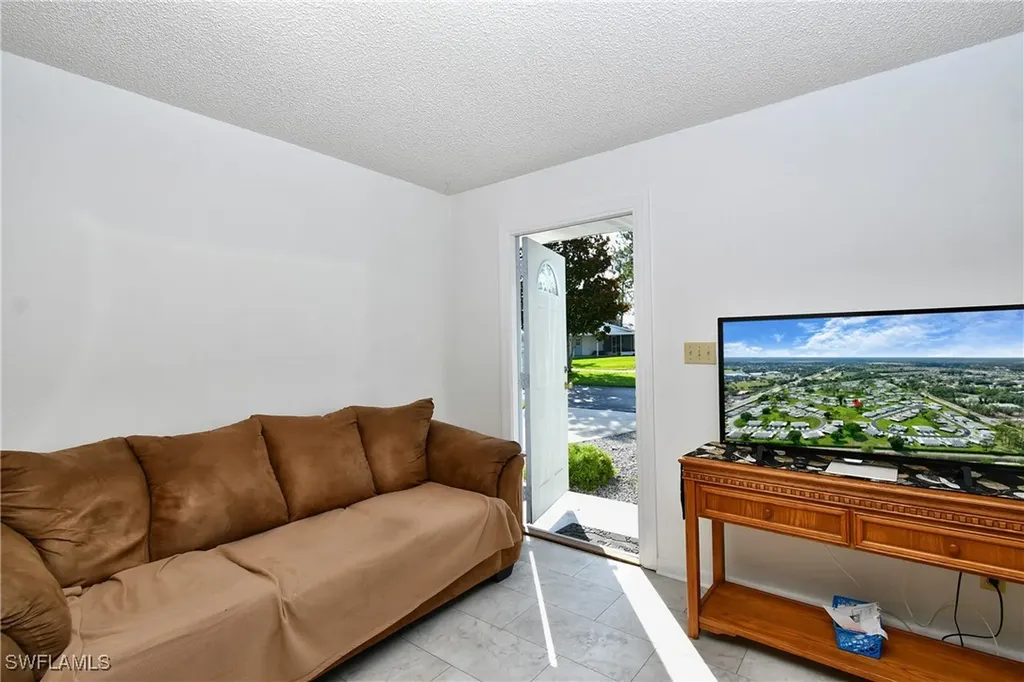 26 Pinewood Boulevard Lehigh Acres FL 33936