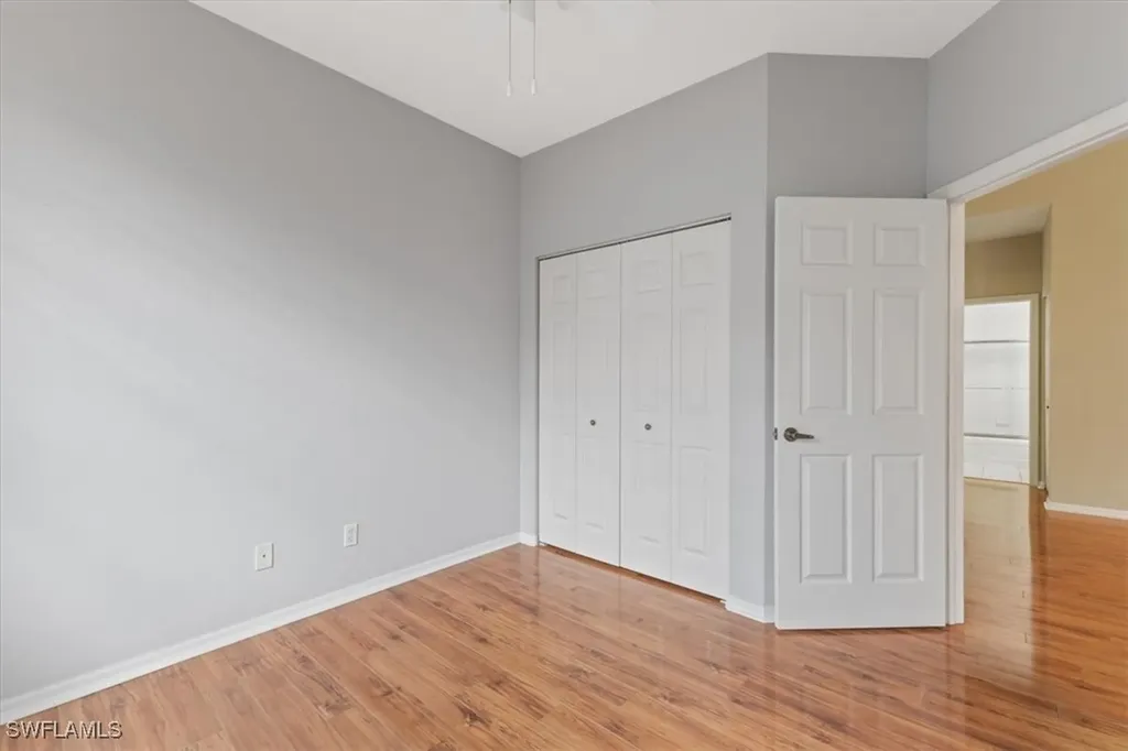 2005 Crestview Way Naples FL 34119