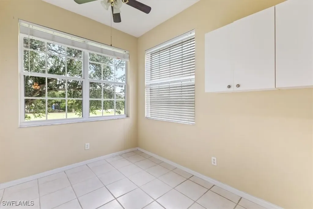 2005 Crestview Way Naples FL 34119