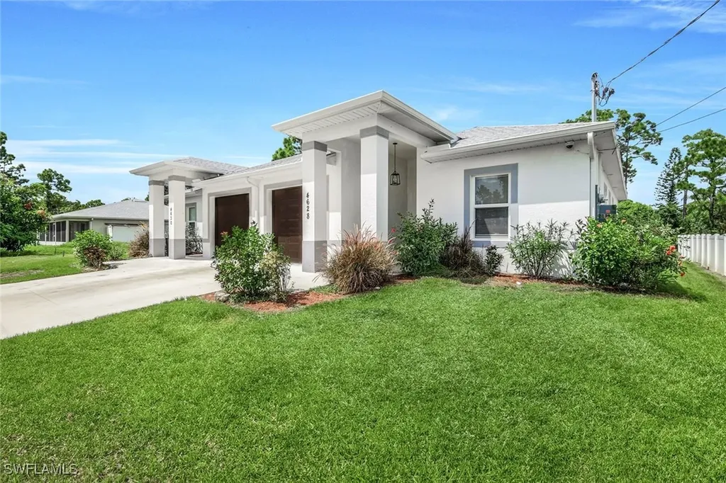 4628-4630 Douglas Lane Lehigh Acres FL 33973