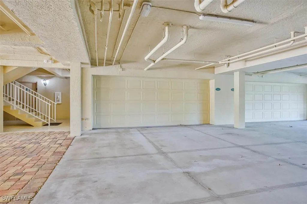 1855 Les Chateaux Boulevard Naples FL 34109