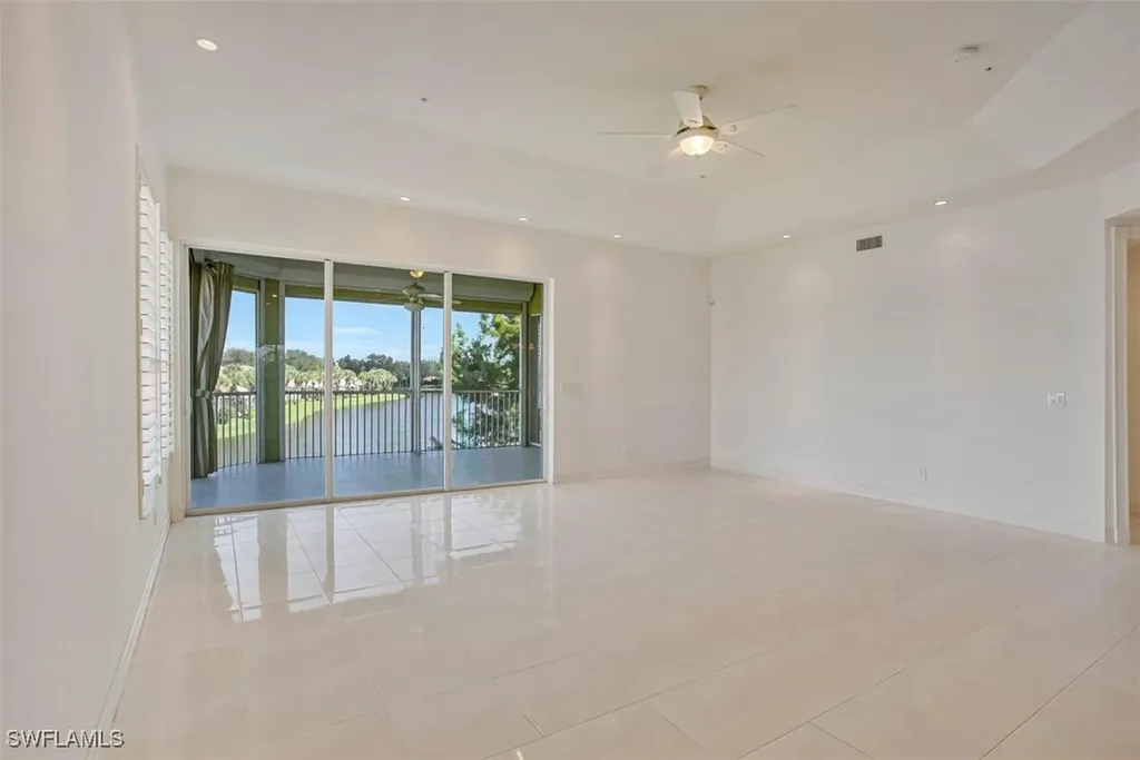 1855 Les Chateaux Boulevard Naples FL 34109