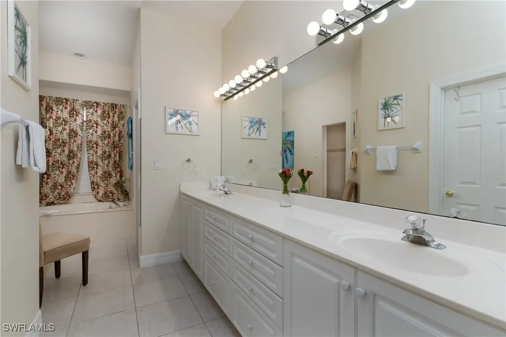 28452 Del Lago Way Bonita Springs FL 34135