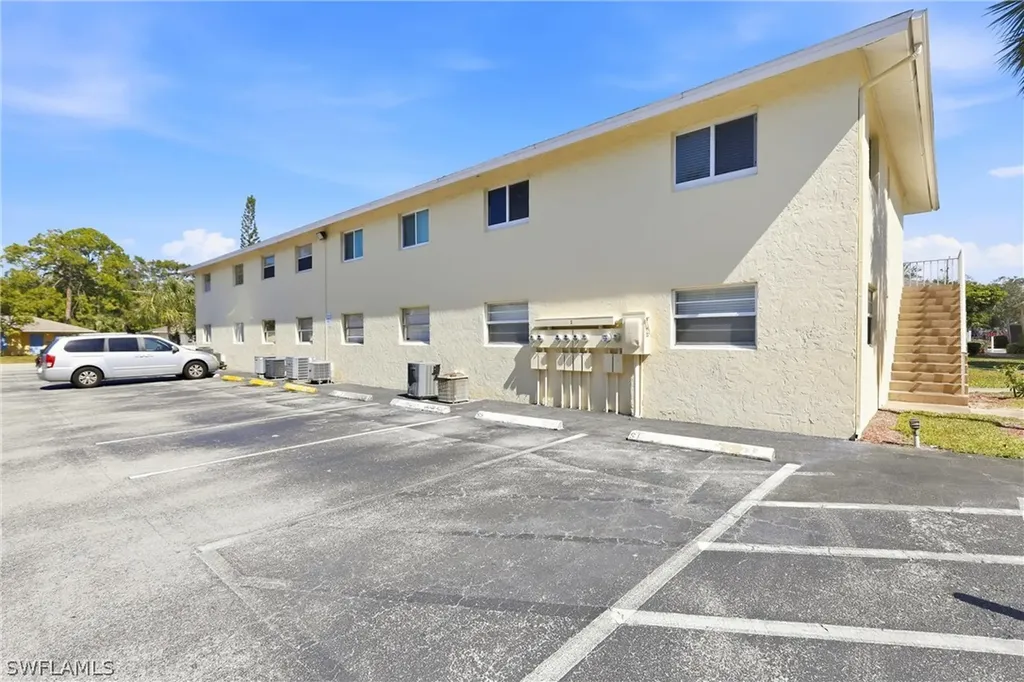 3325 Airport Road N Naples FL 34105