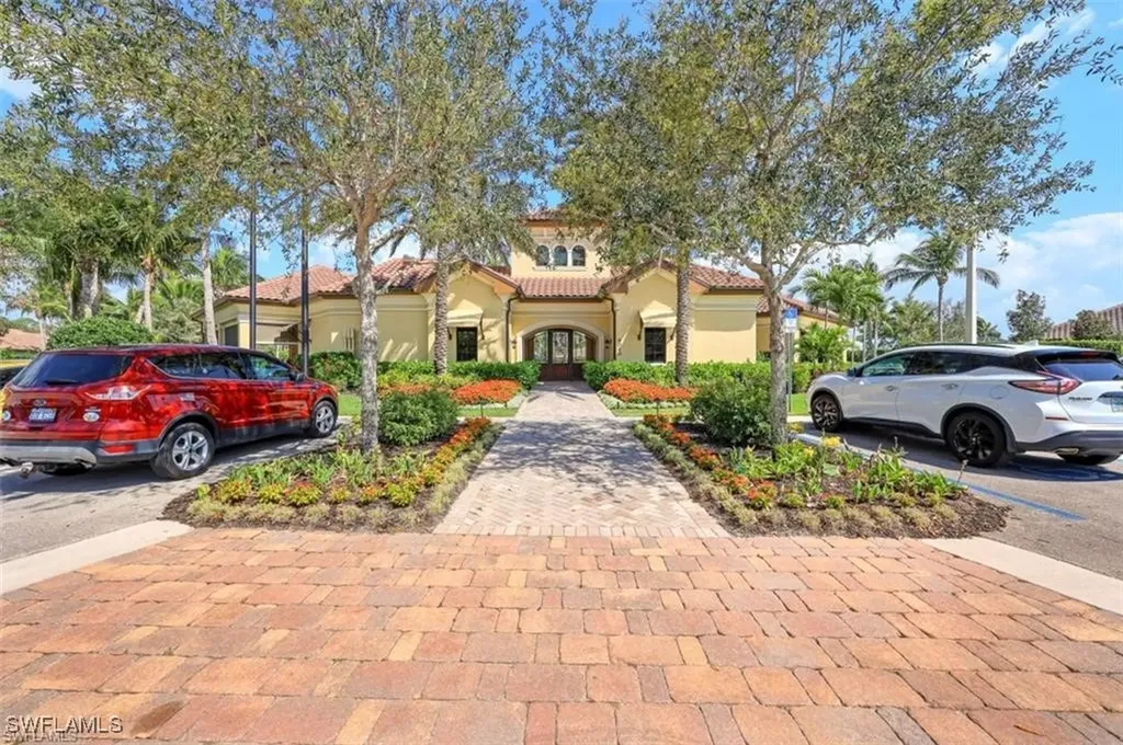 9147 Isla Bella Circle Bonita Springs FL 34135