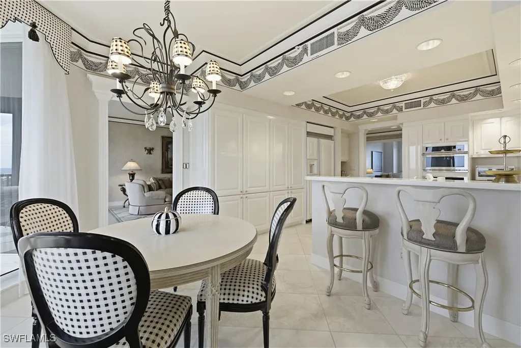 8990 Bay Colony Drive Naples FL 34108