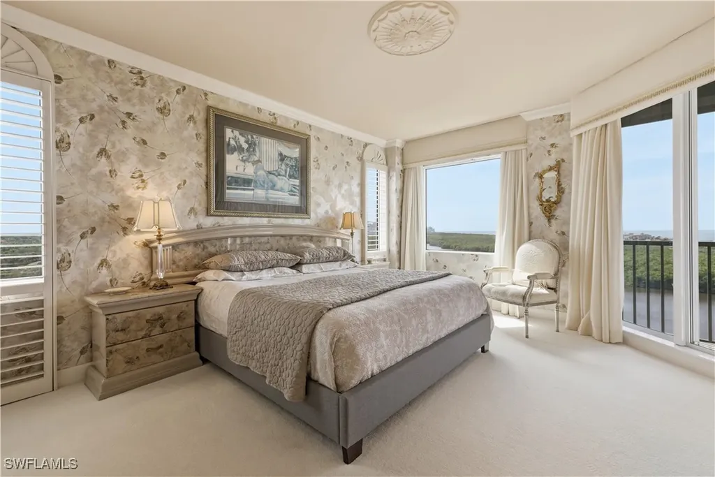 8990 Bay Colony Drive Naples FL 34108