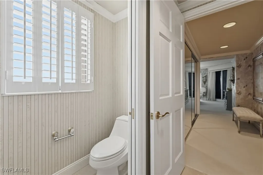 8990 Bay Colony Drive Naples FL 34108