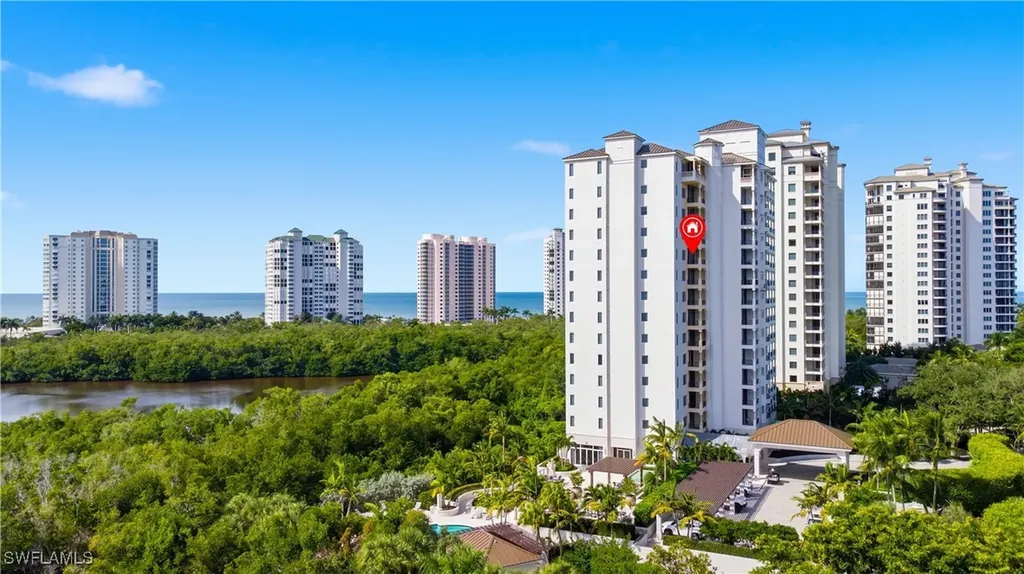 8990 Bay Colony Drive Naples FL 34108