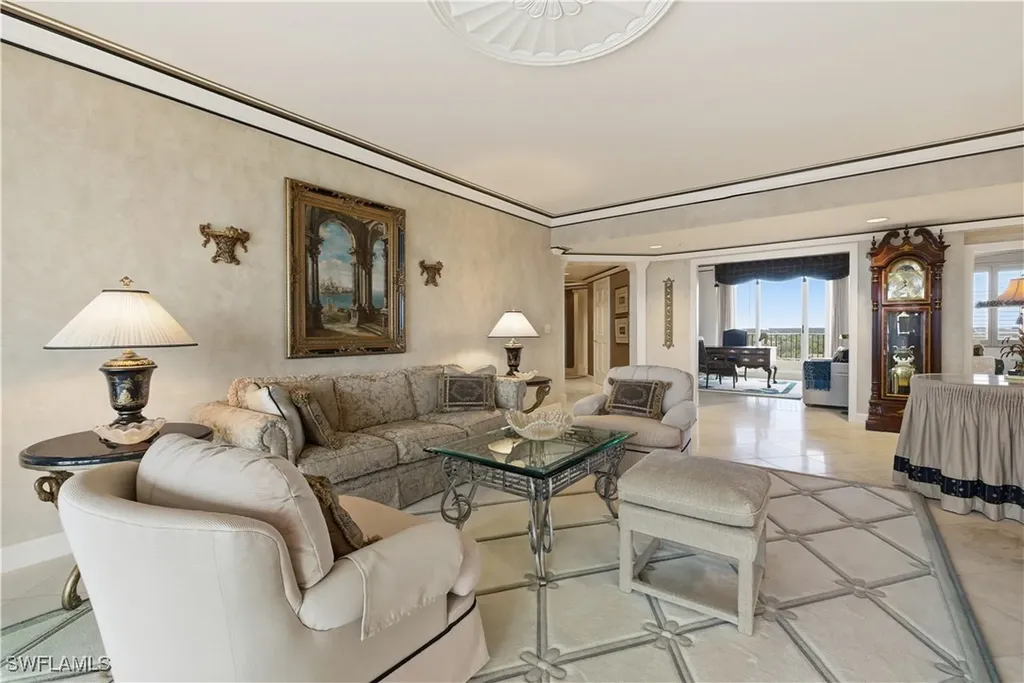 8990 Bay Colony Drive Naples FL 34108