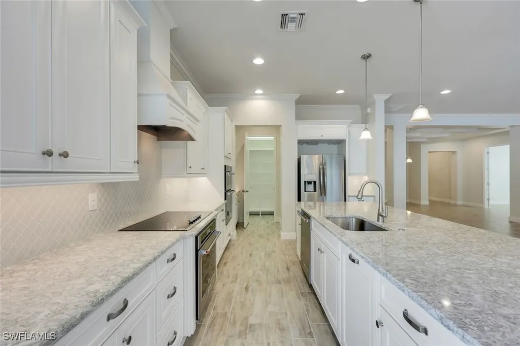 3781 Helmsman Drive Naples FL 34120