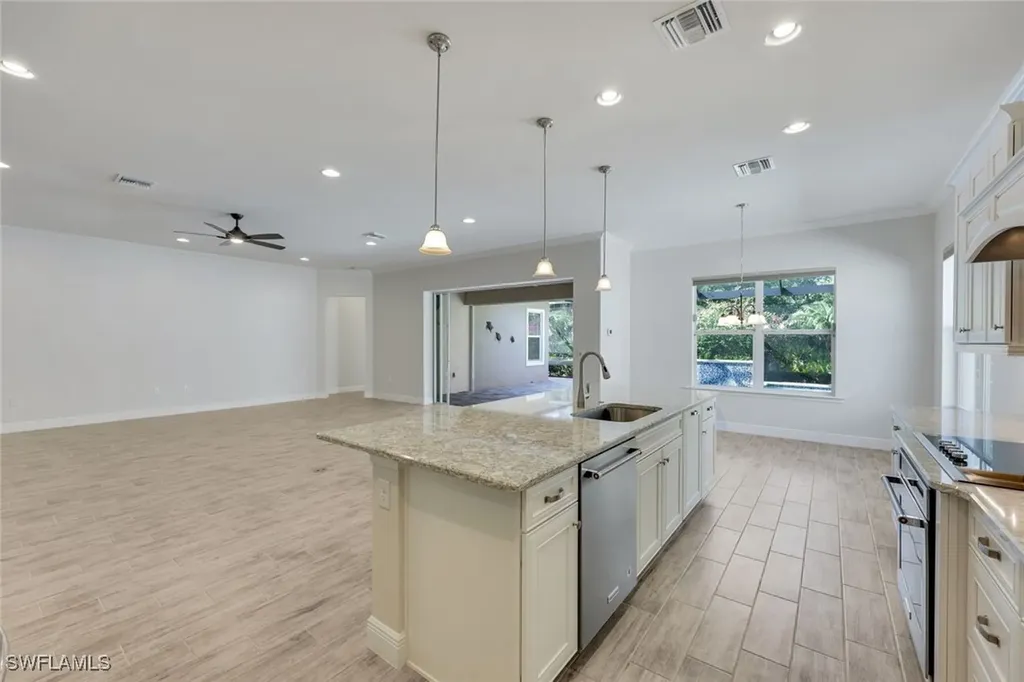 3781 Helmsman Drive Naples FL 34120