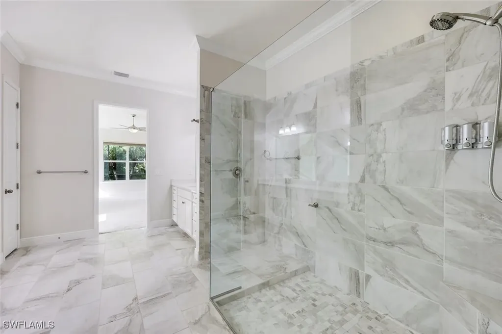 3781 Helmsman Drive Naples FL 34120
