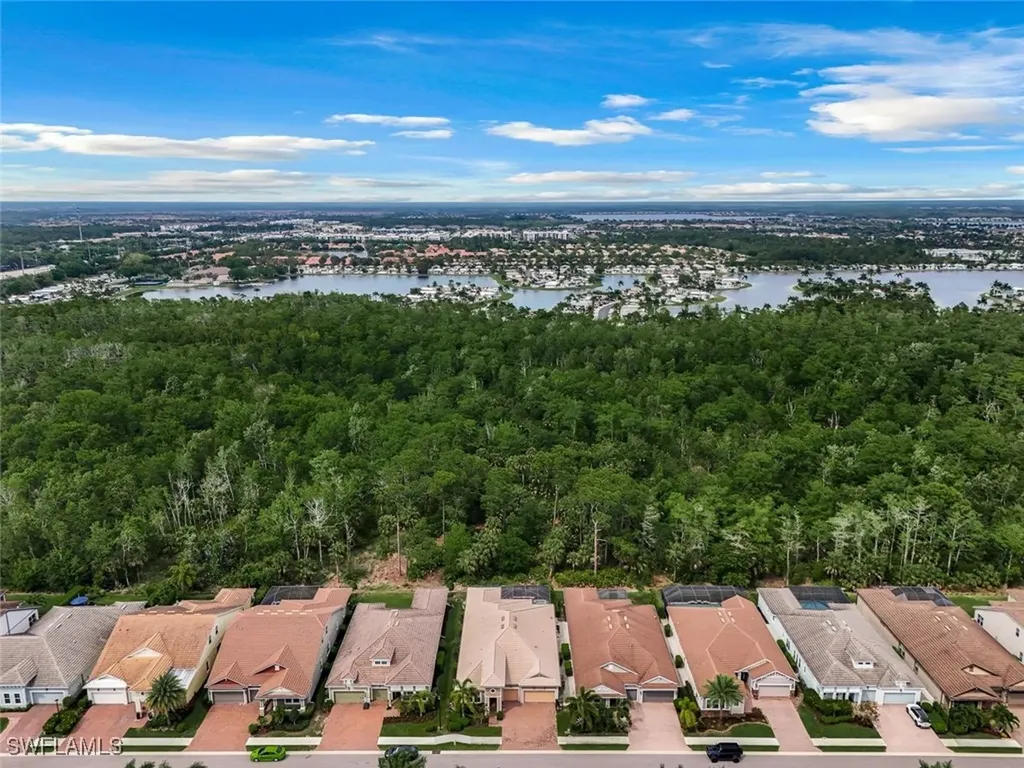 3781 Helmsman Drive Naples FL 34120