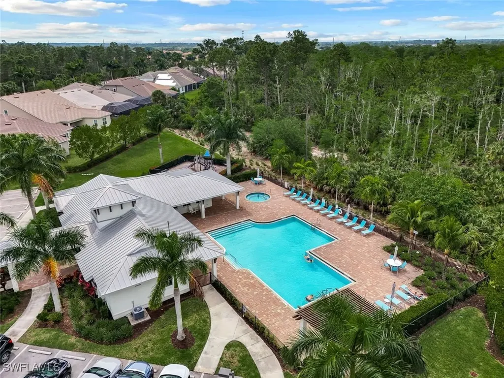 3781 Helmsman Drive Naples FL 34120