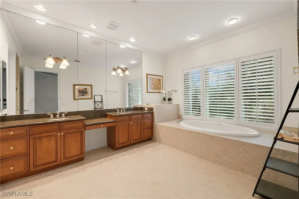 109 Barefoot Circle Bonita Springs FL 34134
