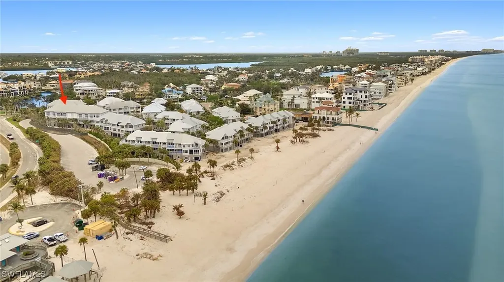 109 Barefoot Circle Bonita Springs FL 34134