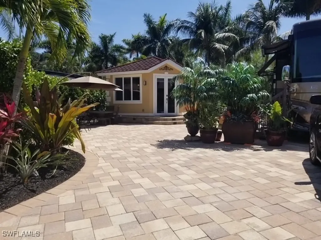 4400 Southern Breeze Drive Naples FL 34114