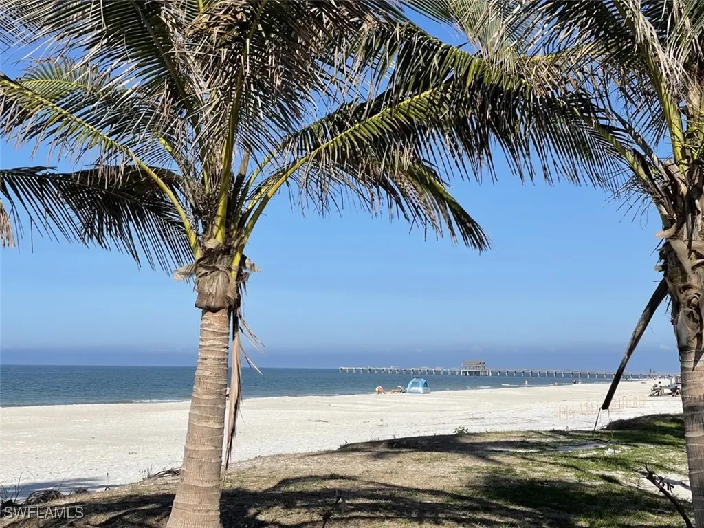 677 18th Avenue S Naples FL 34102