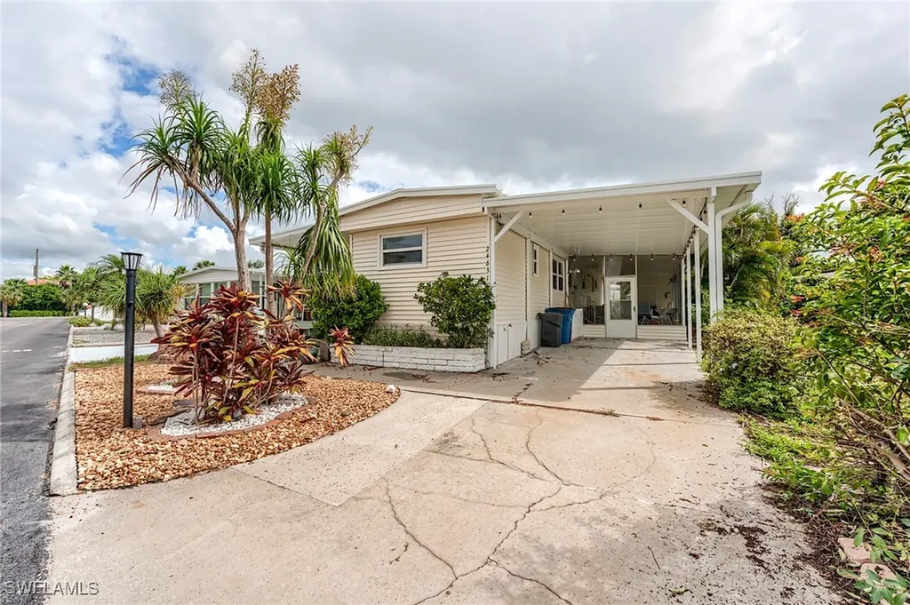 24631 S Seas Boulevard Bonita Springs FL 34134