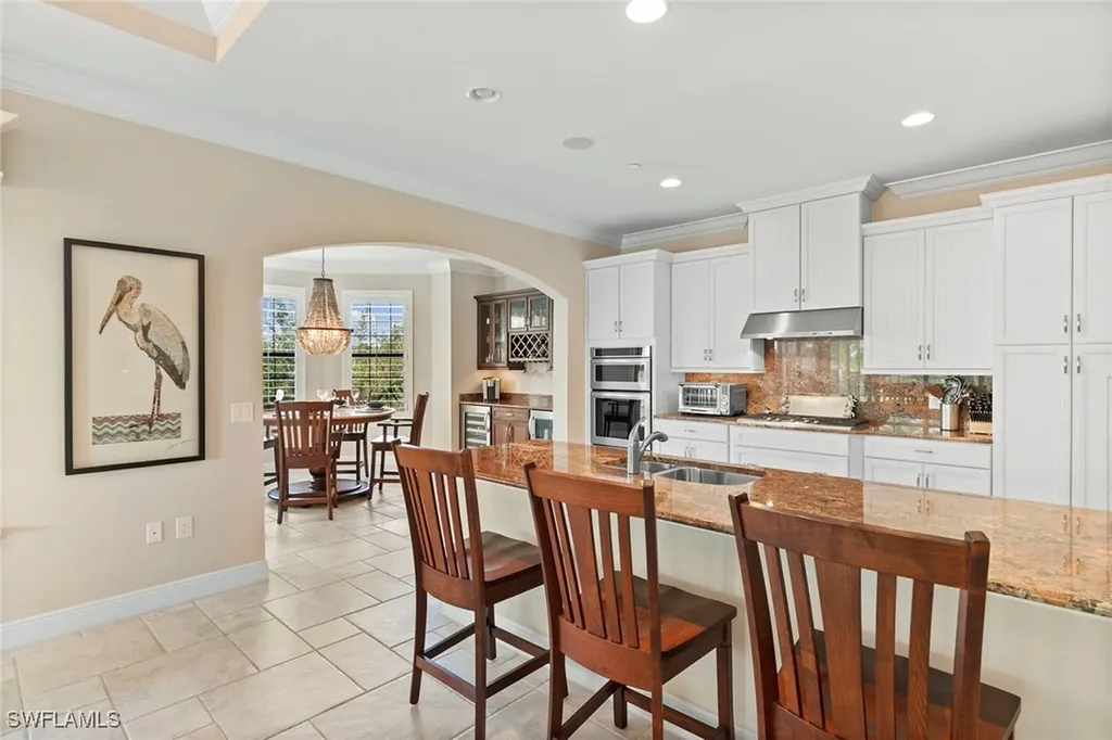2550 Marquesa Royale Lane Naples FL 34109