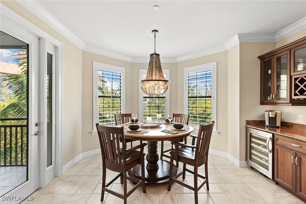 2550 Marquesa Royale Lane Naples FL 34109