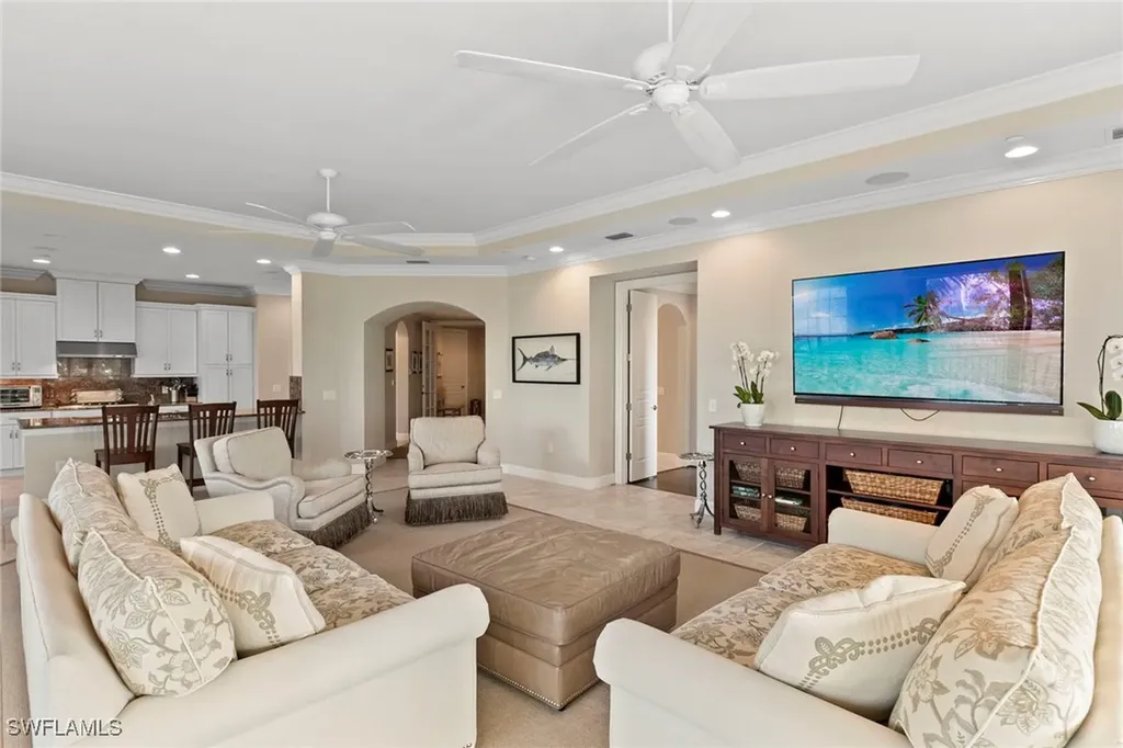 2550 Marquesa Royale Lane Naples FL 34109