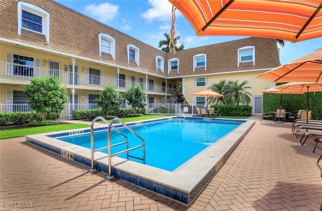 1222 Gordon Drive Naples FL 34102