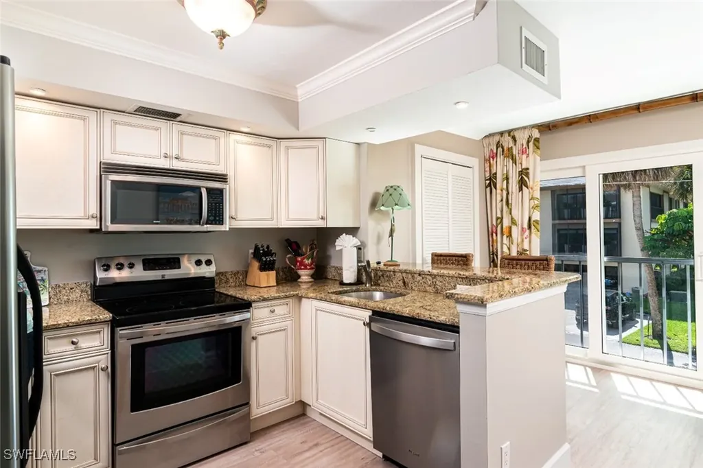 1222 Gordon Drive Naples FL 34102