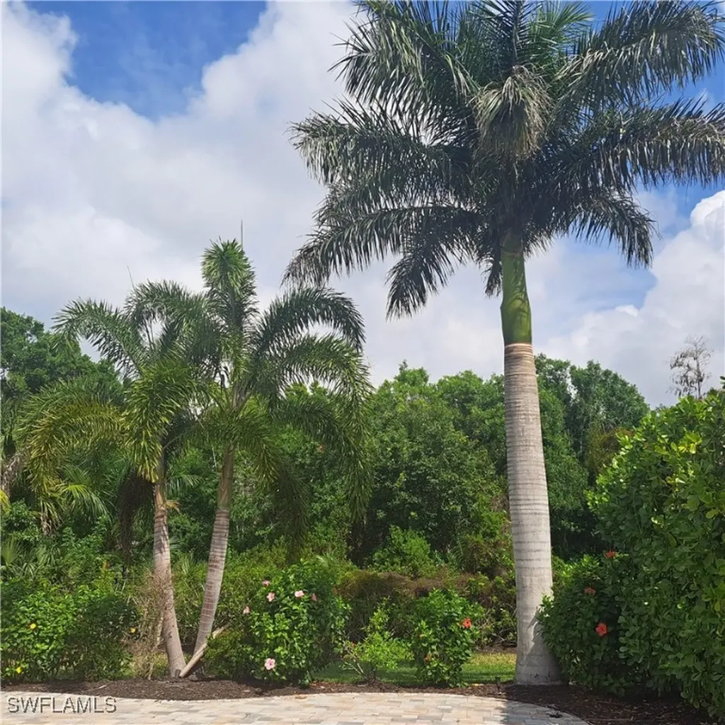 4983 Coach Lane Naples FL 34114
