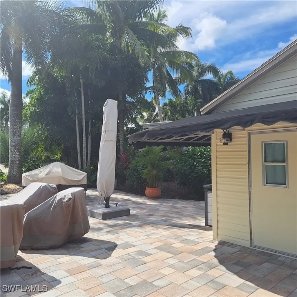 4983 Coach Lane Naples FL 34114