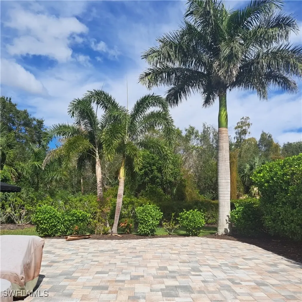 4983 Coach Lane Naples FL 34114