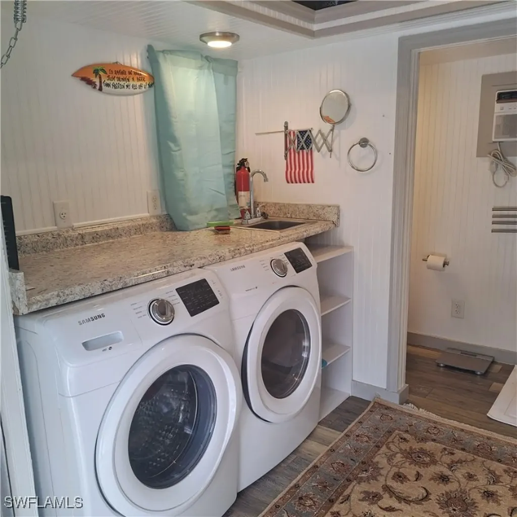 4983 Coach Lane Naples FL 34114