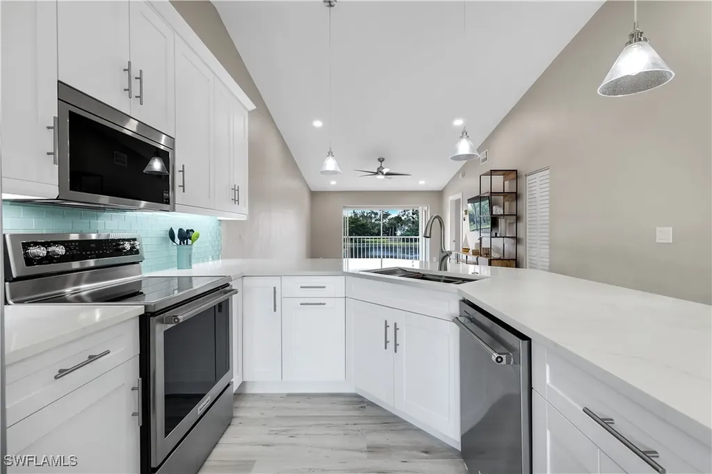 834 Gulf Pavilion Drive Naples FL 34108