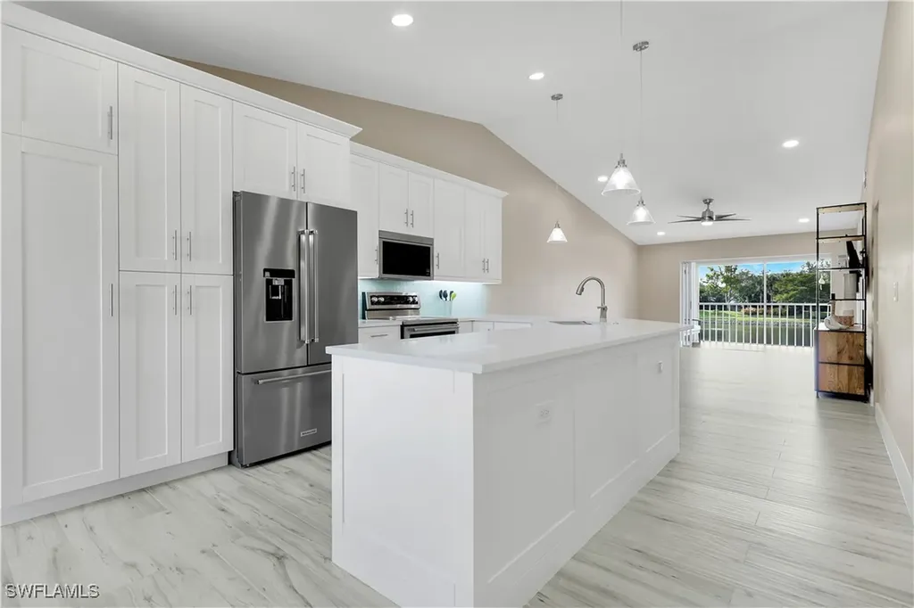 834 Gulf Pavilion Drive Naples FL 34108