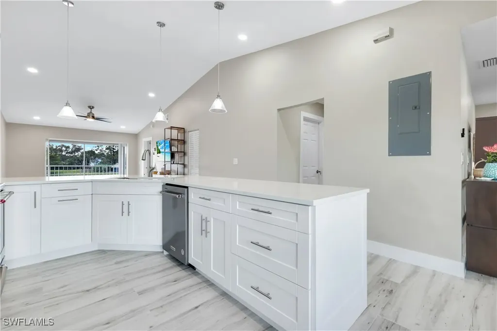 834 Gulf Pavilion Drive Naples FL 34108
